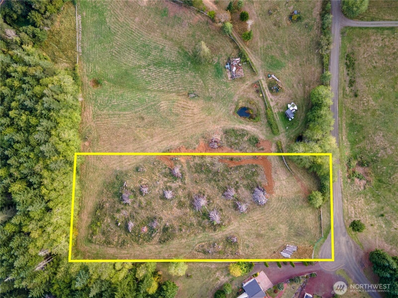 18 Overlake Lane