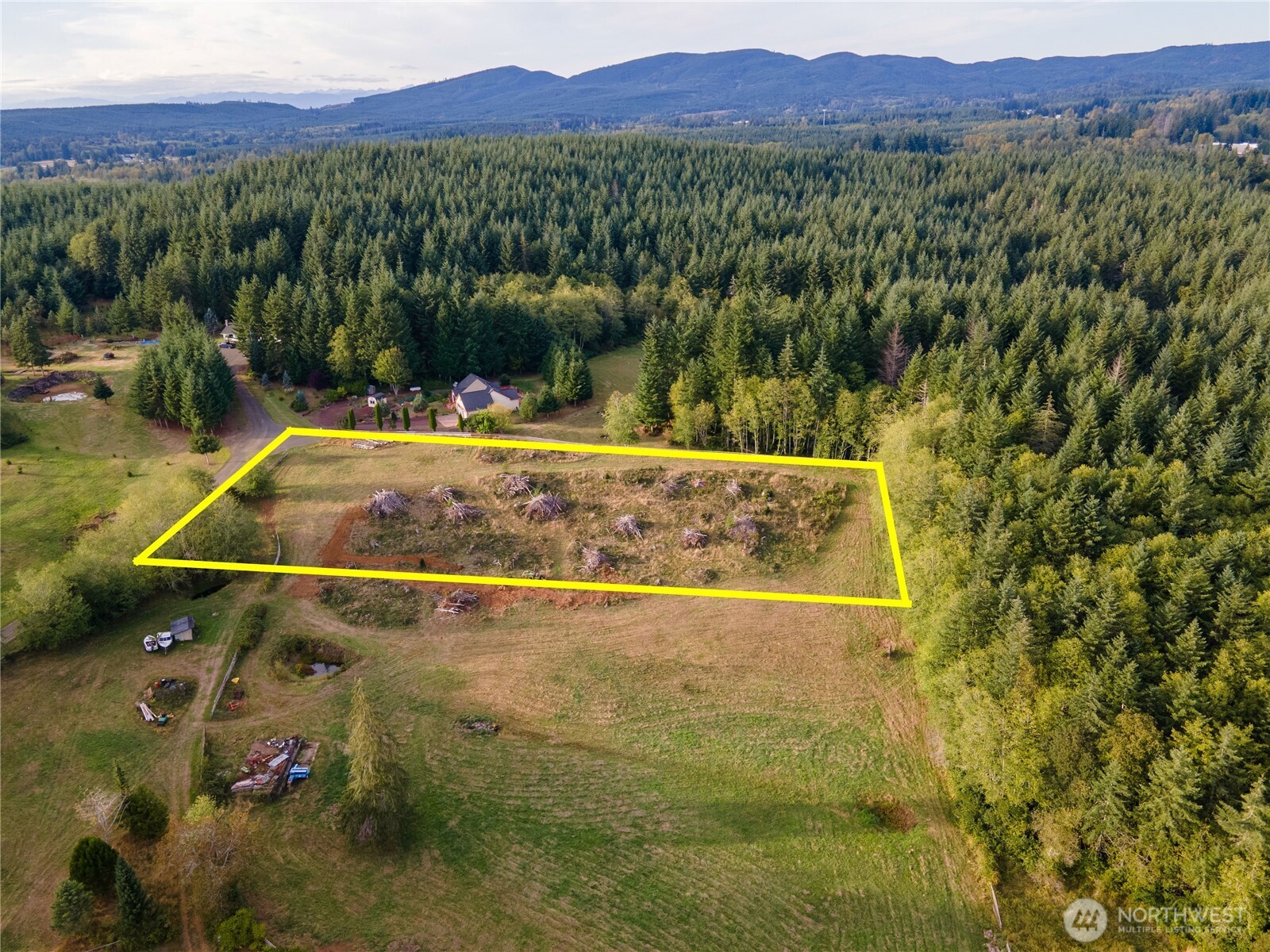 18 Overlake Lane
