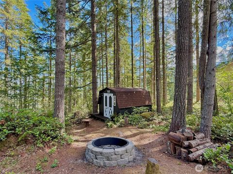 49923 146th Avenue E Eatonville WA 98328