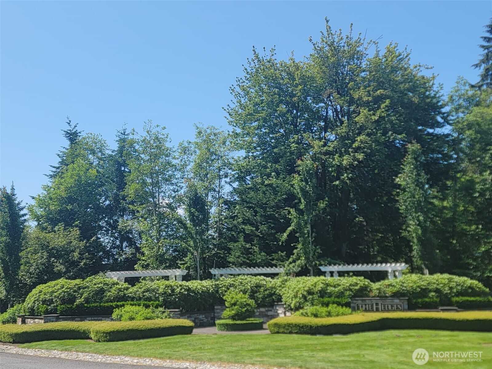 127 NE 126th Way