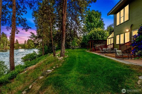 Photo of 9377 Lone Pine Orchards Rd, Leavenworth, WA 98826 (MLS # 2387490) Photo of 9377 Lone Pine Orchards Rd, Leavenworth, WA 98826 (MLS # 2387490)