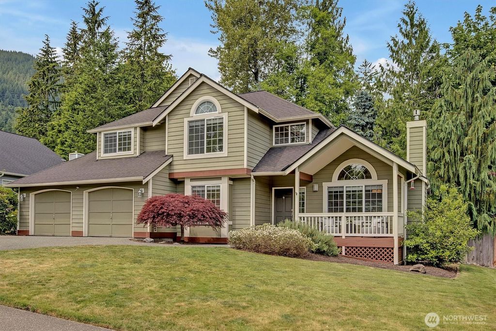 Photo of 1125 Hemlock Avenue SW, North Bend, WA 98045 (MLS # 2391454)