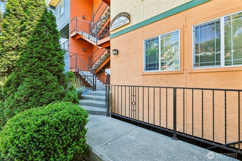 717 NW 70th Street 203