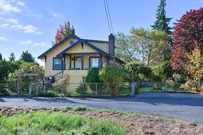 1131 W Schley Street