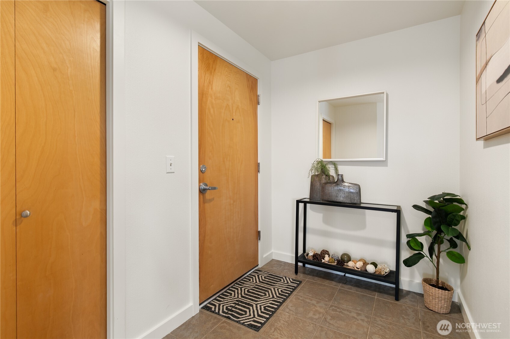 225 NE 65th Street 404