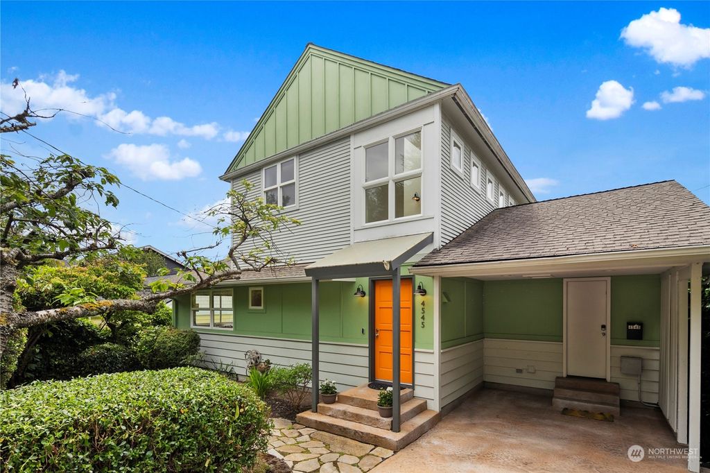 Photo of 4545 49th Avenue NE, Seattle, WA 98105 (MLS # 2051782)
