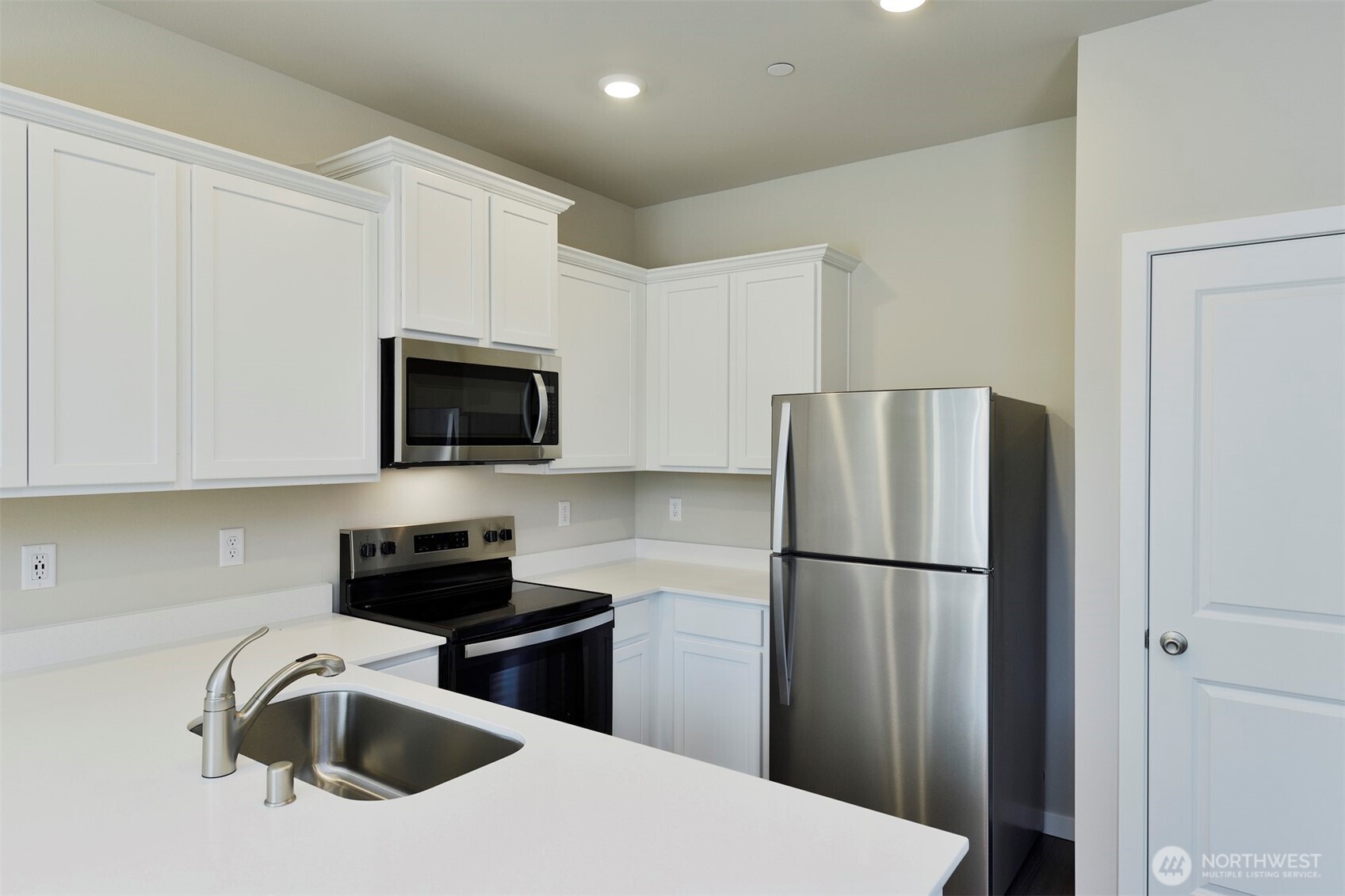 1218 E 53rd Street