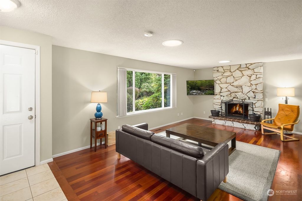 Photo of 19705 64th Place NE, Kenmore, WA 98028 (MLS # 2289603)