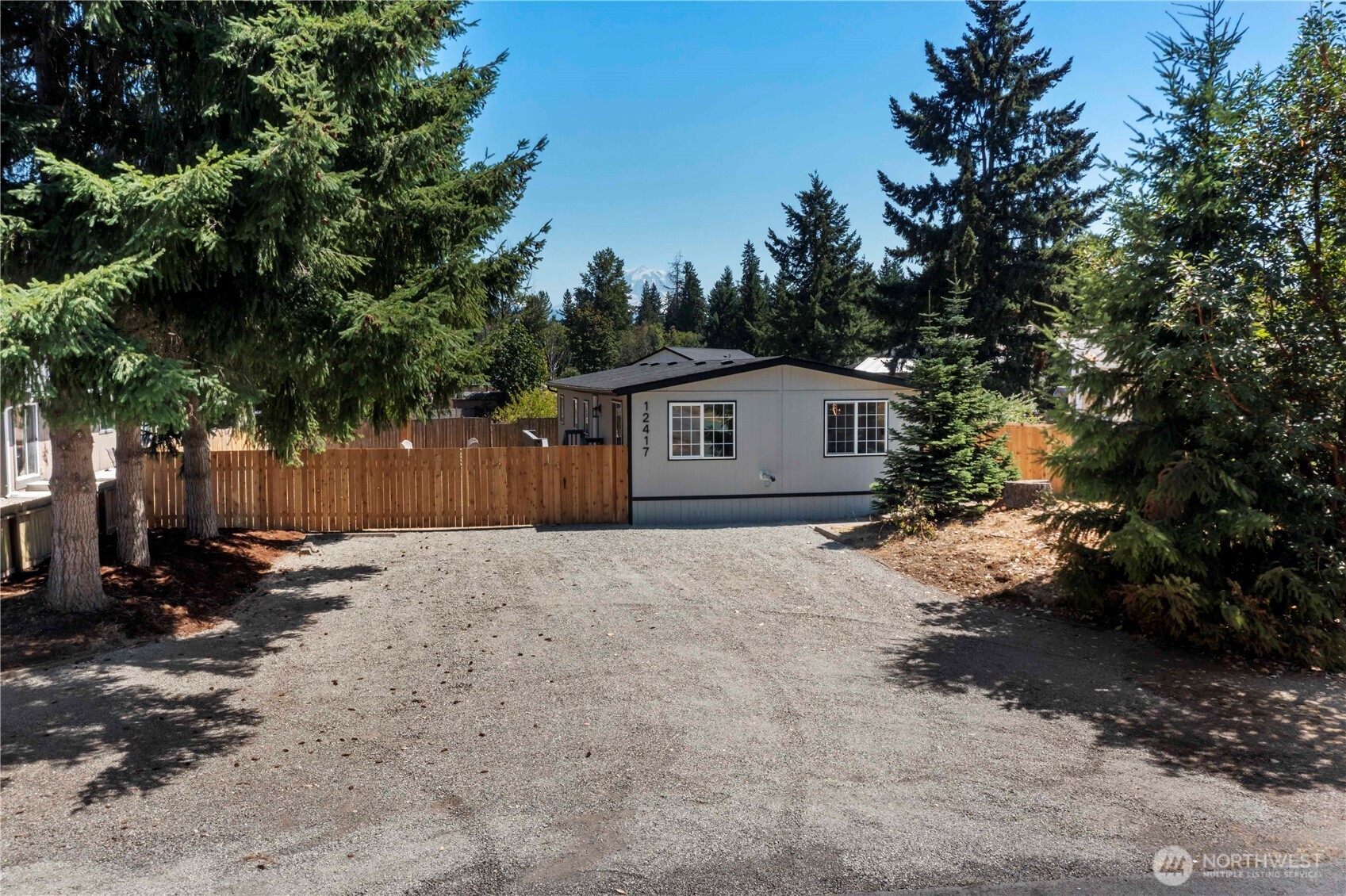 12417 Prairie Ridge Drive E