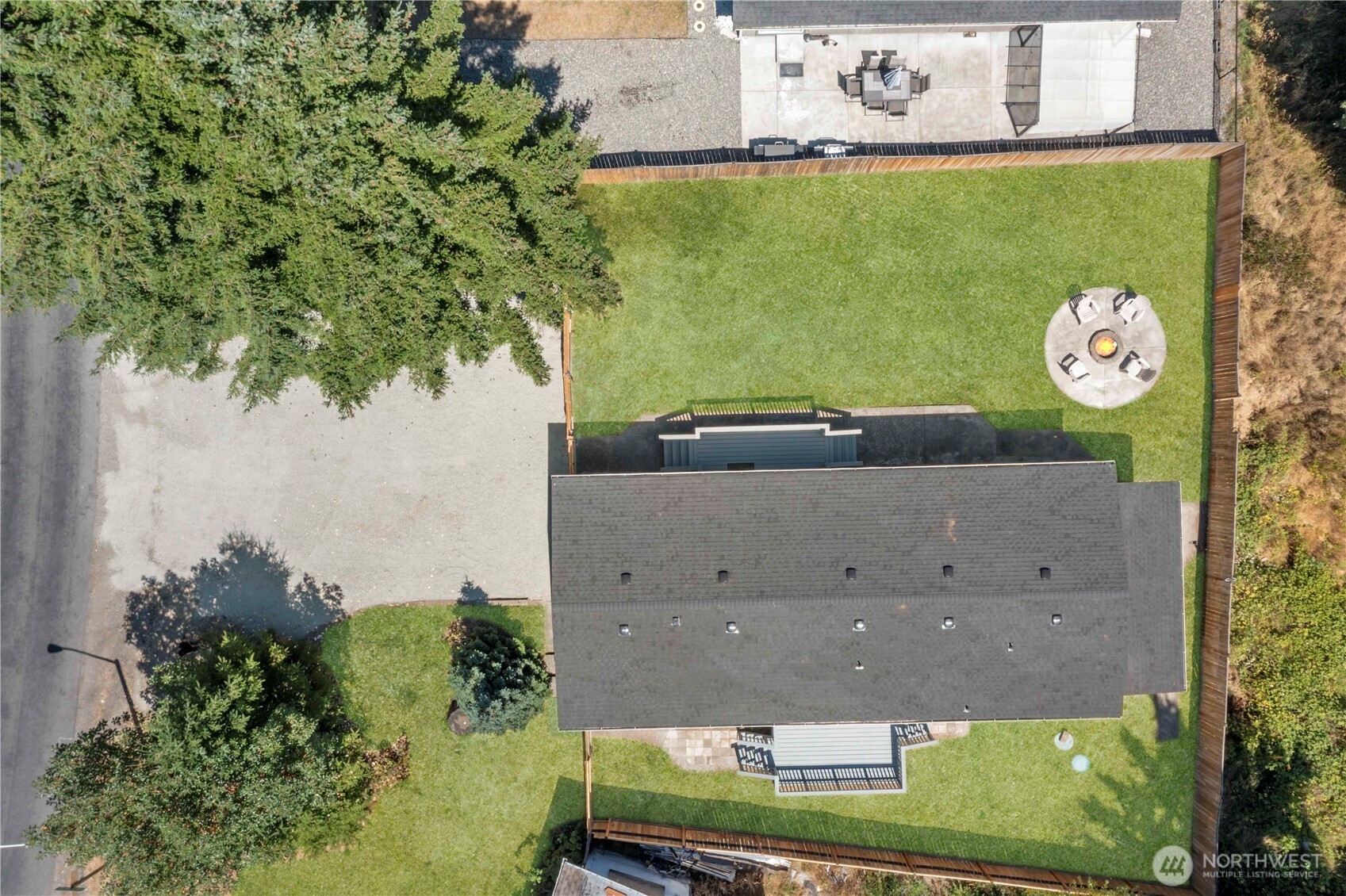 12417 Prairie Ridge Drive E