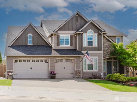 Photo of 1424 40th Street SE, Puyallup, WA 98372 (MLS # 2521417)