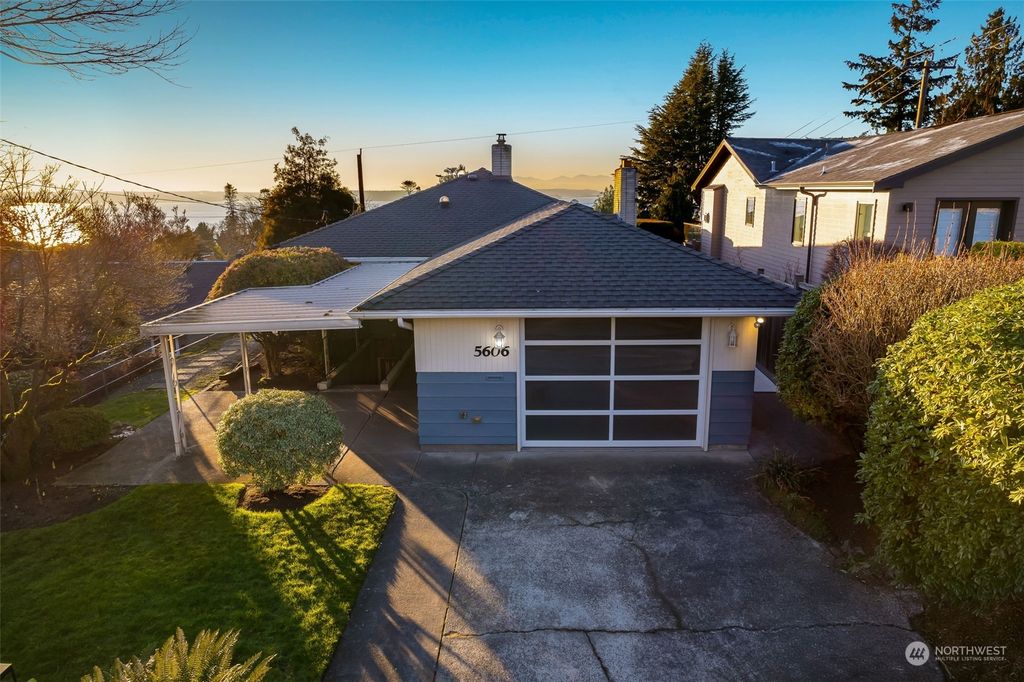 Photo of 5606 47th Avenue SW, Seattle, WA 98136 (MLS # 2302804)