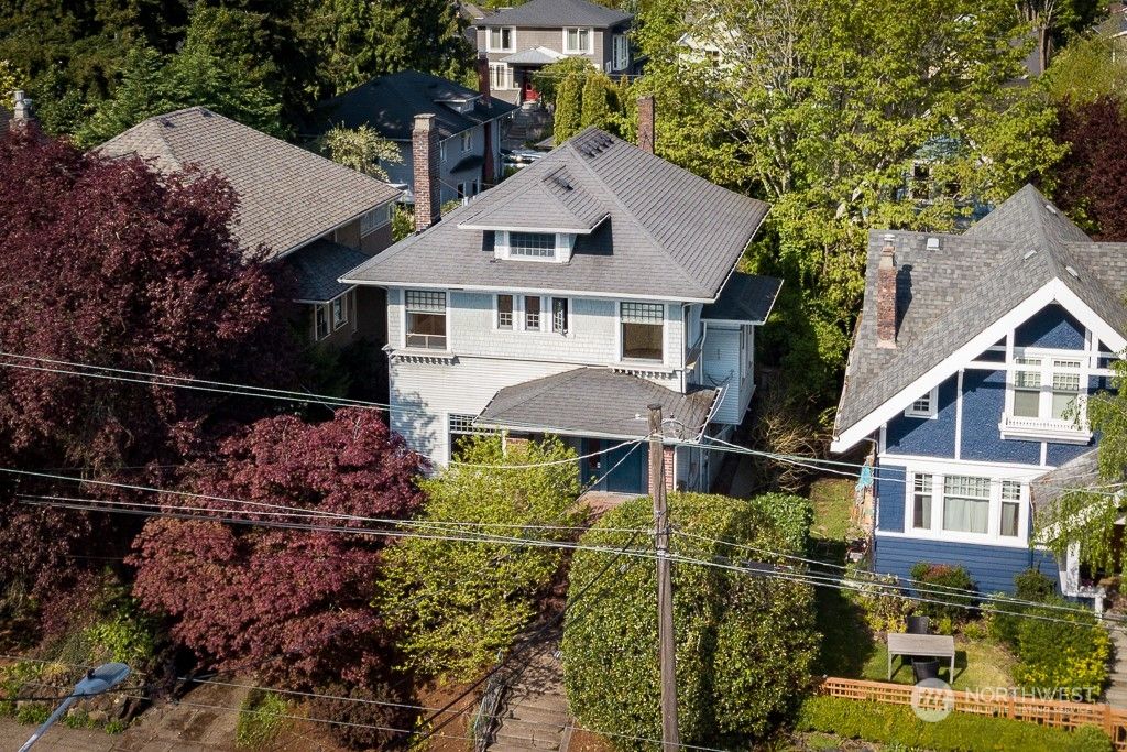 Photo of 1525 34th Avenue, Seattle, WA 98122 (MLS # 2063682)