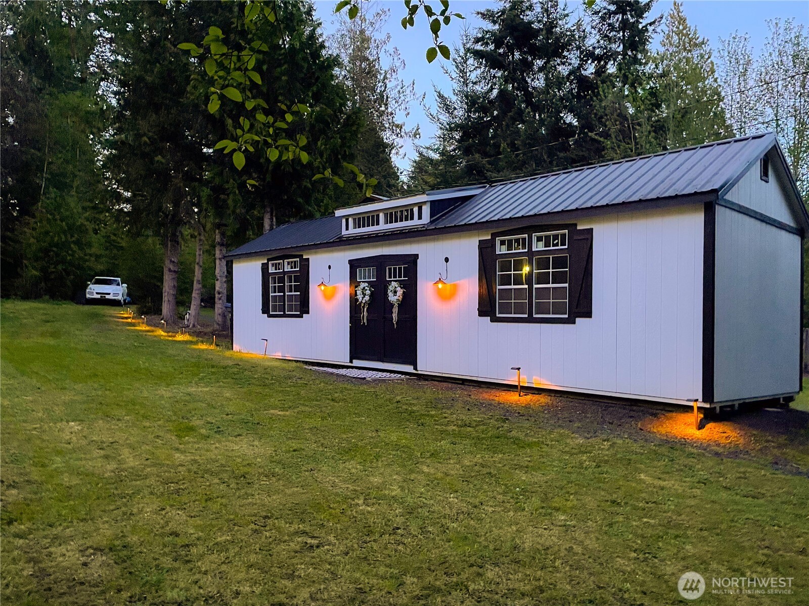 1280 Island View Road