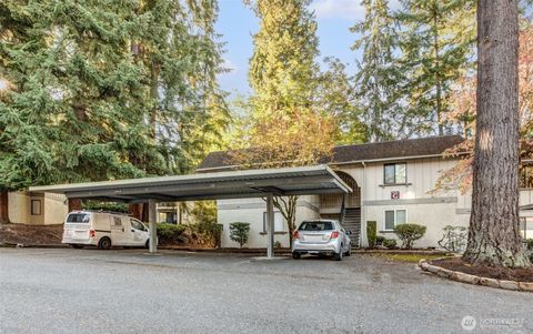 Photo of 12521 NE 117th Place #G2, Kirkland, WA 98034 (MLS # 2446389)