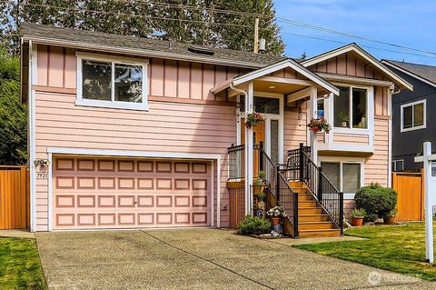 Photo of 7921 66th Drive NE, Marysville, WA 98270 (MLS # 2403322)