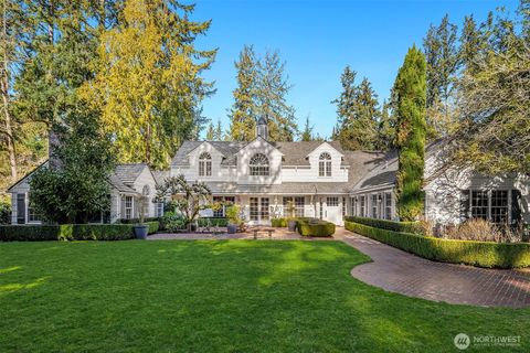 1135 Evergreen Point Rd Medina WA 98039