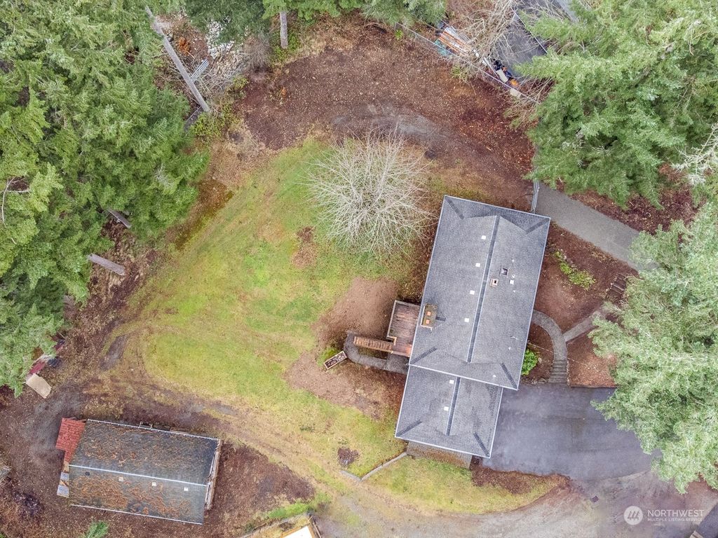 Photo of 18256 SE 144th Place, Renton, WA 98059 (MLS # 2036299)