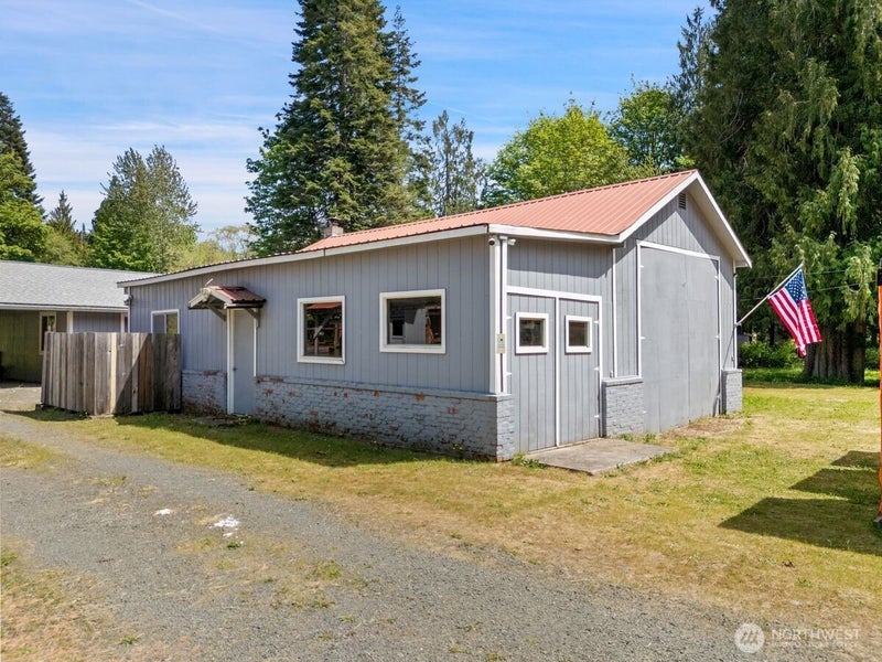 560 Mountain Trail Road