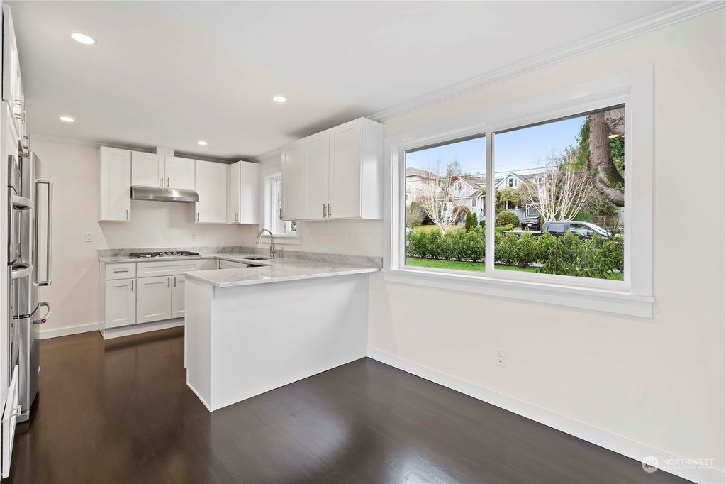 Photo of 7354 34th Avenue NE, Seattle, WA 98115 (MLS # 2281716)