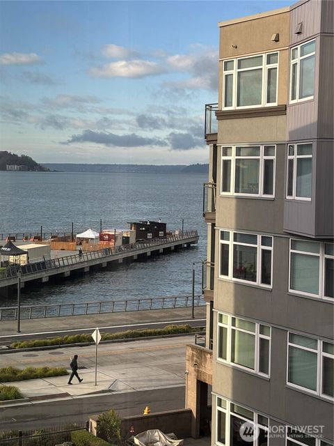 Photo of 1900 Alaskan Way #402, Seattle, WA 98110 (MLS # 2465985)