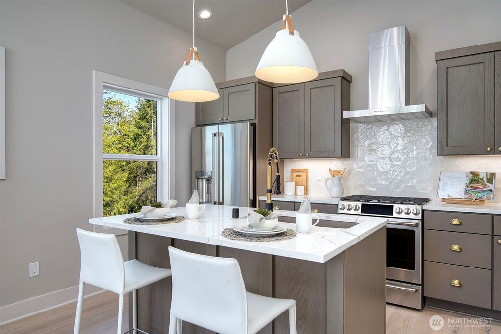 Photo of 428 20th Avenue, Kirkland, WA 98033 (MLS # 2359785)