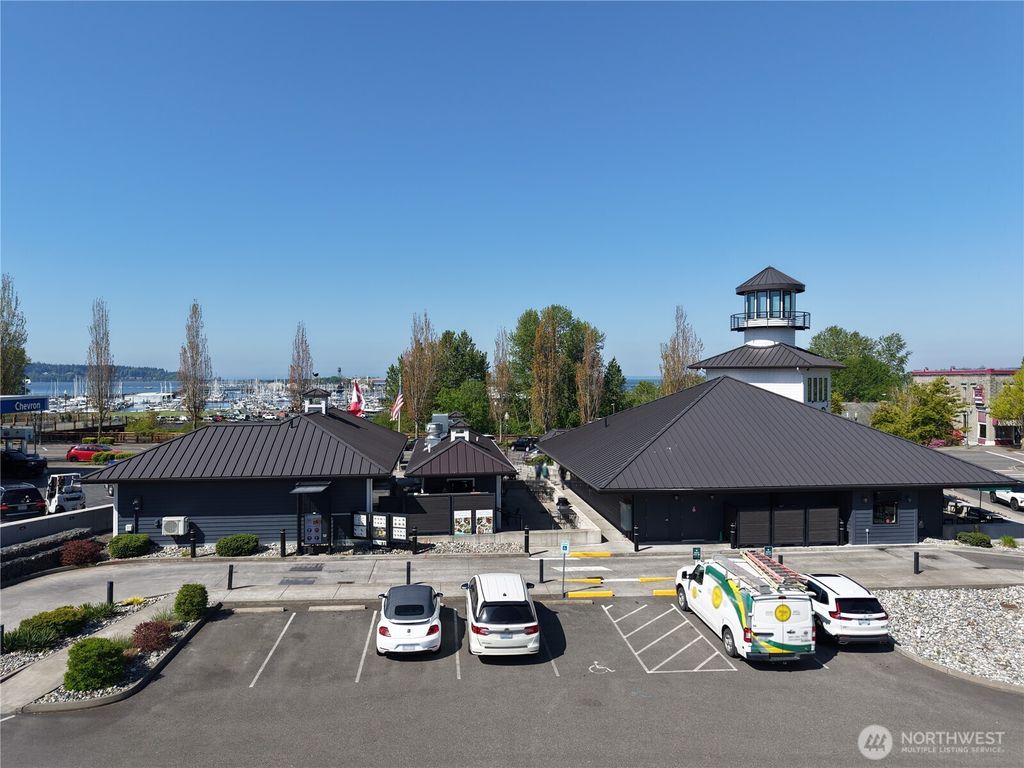 Photo of 265 F Street, Blaine, WA 98230 (MLS # 2495202)