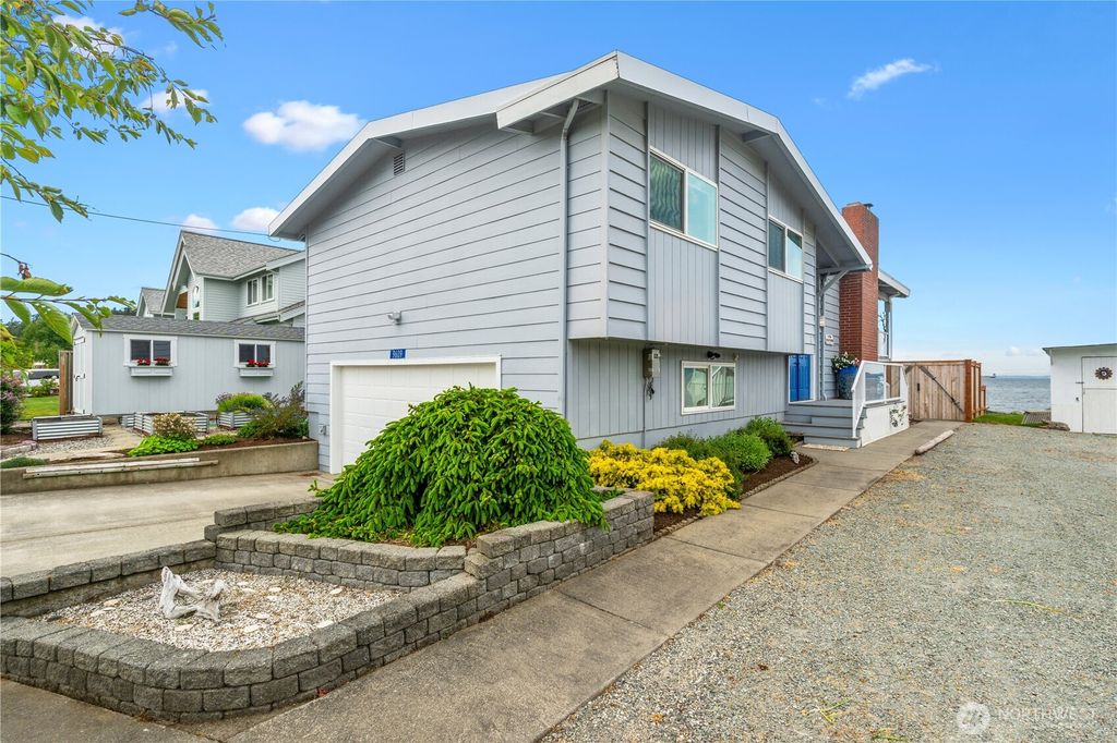 Photo of 9609 Samish Island Road, Bow, WA 98232 (MLS # 2522968)