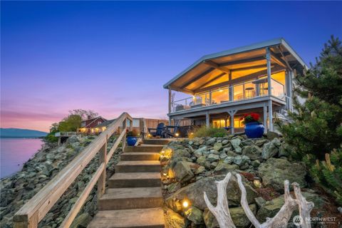 Photo of 9609 Samish Island Road, Bow, WA 98232 (MLS # 2522968)