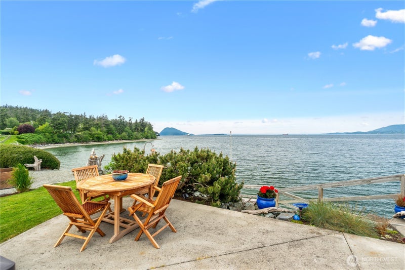 9609 Samish Island Road