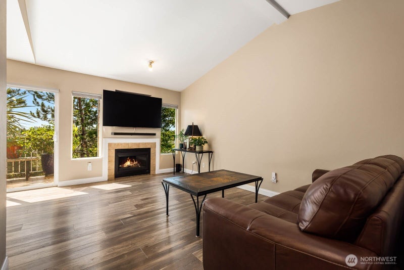710 240th Way SE G302