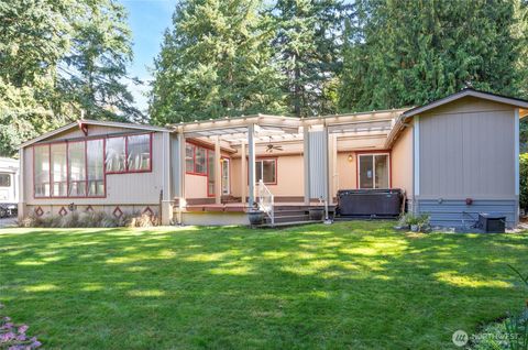 Photo of 33507 43rd Avenue SW, Federal Way, WA 98023 (MLS # 2445085)