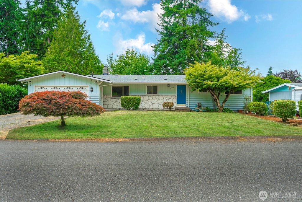 Photo of 35769 27th Avenue S, Federal Way, WA 98003 (MLS # 2407609)