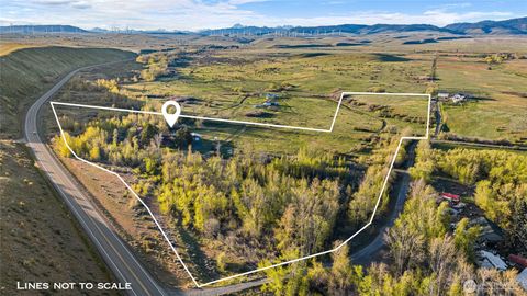 Photo of 221 Cross Creek Dr Dr, Ellensburg, WA 98926 (MLS # 2506226)