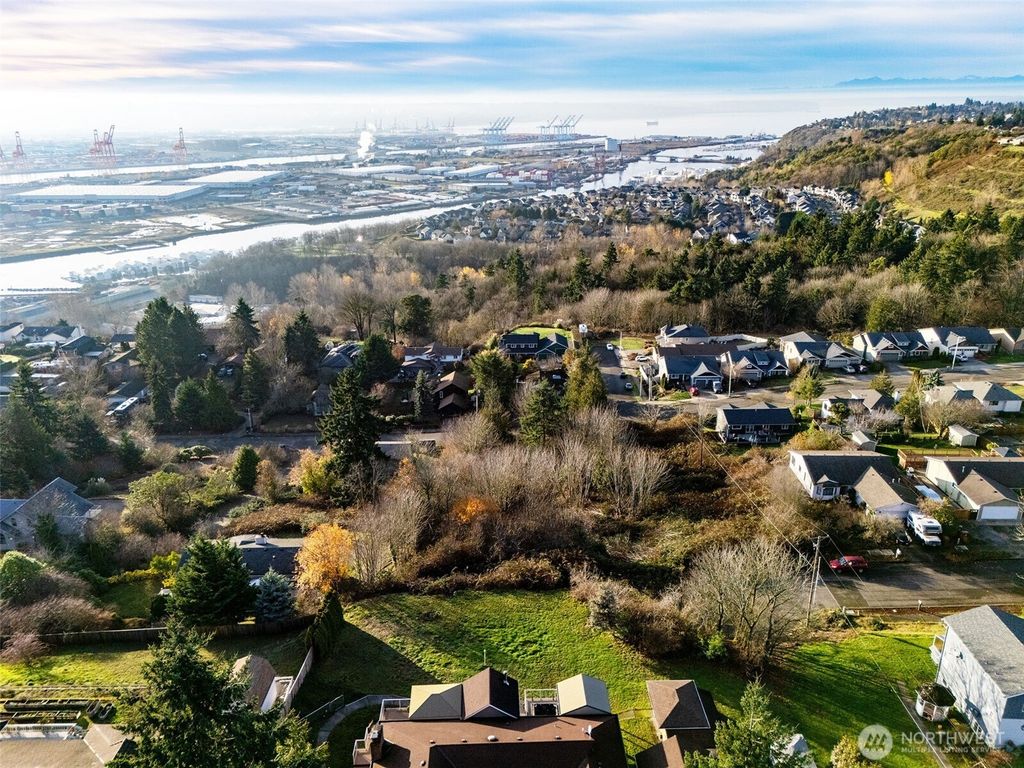 Photo of 6312 19th Street NE, Tacoma, WA 98422 (MLS # 2464662)