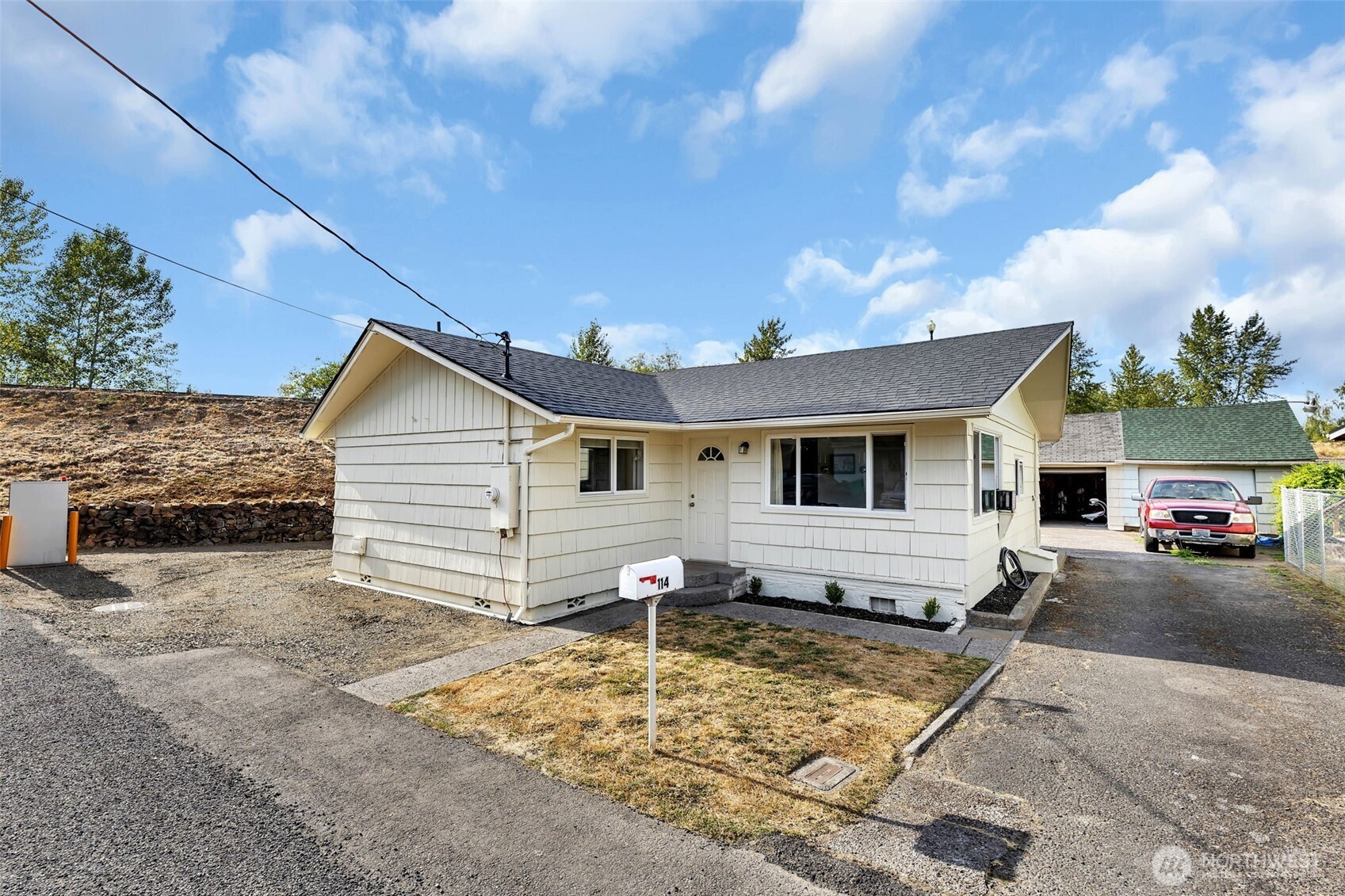 114 Cherry Street