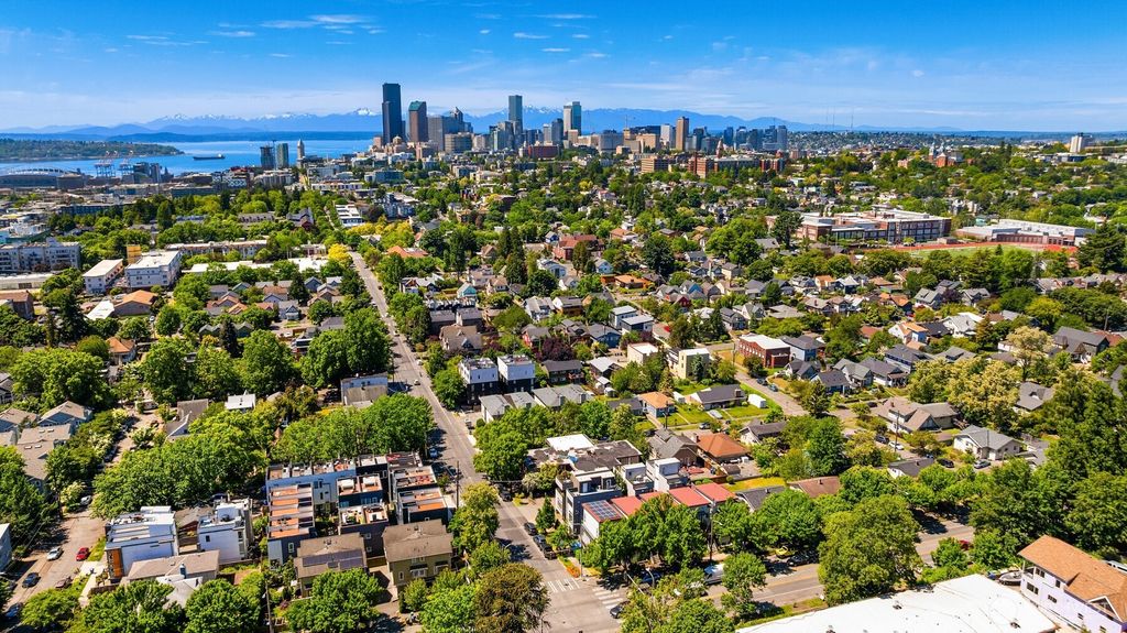 Photo of 111 Martin Luther King Jr Way, Seattle, WA 98122 (MLS # 2390364)