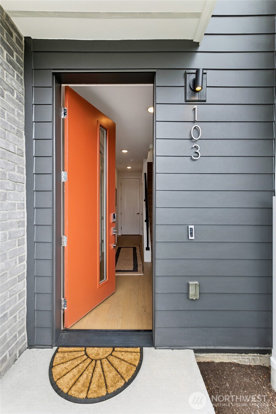 12217 137th Place NE 2703