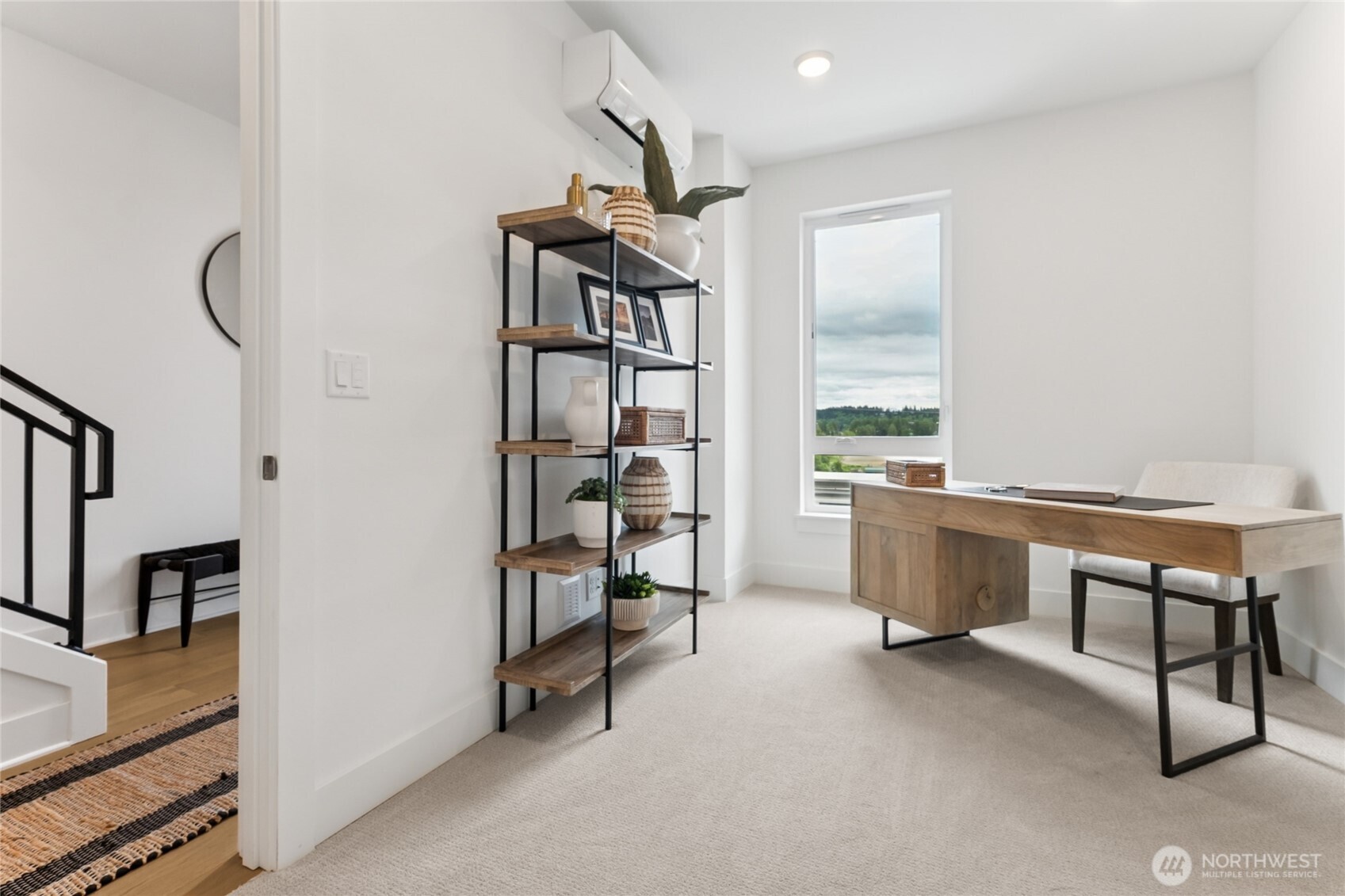 12217 137th Place NE 2703