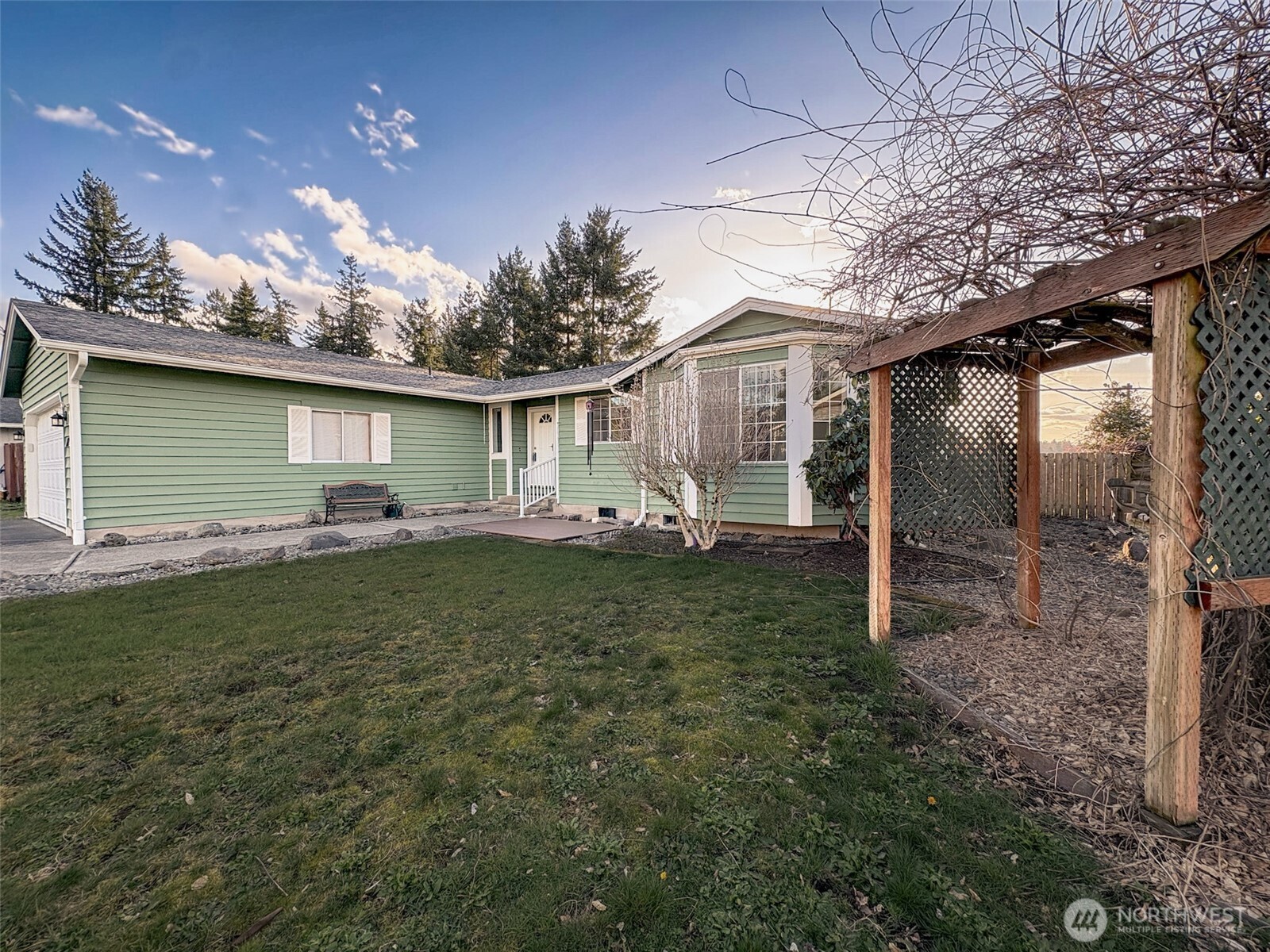 112 Eagle Glen Court