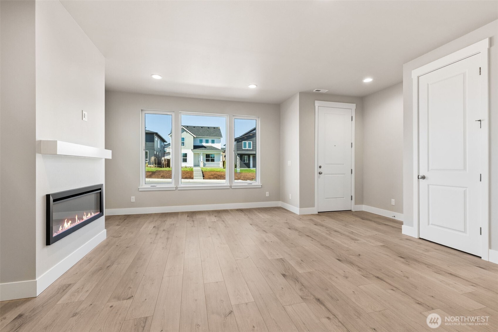 14515 204th Avenue E 902