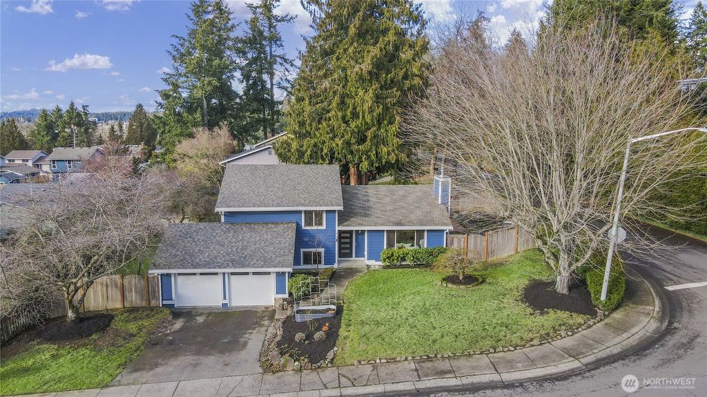 Photo of 12732 NE 112th Street, Kirkland, WA 98033 (MLS # 2333159)