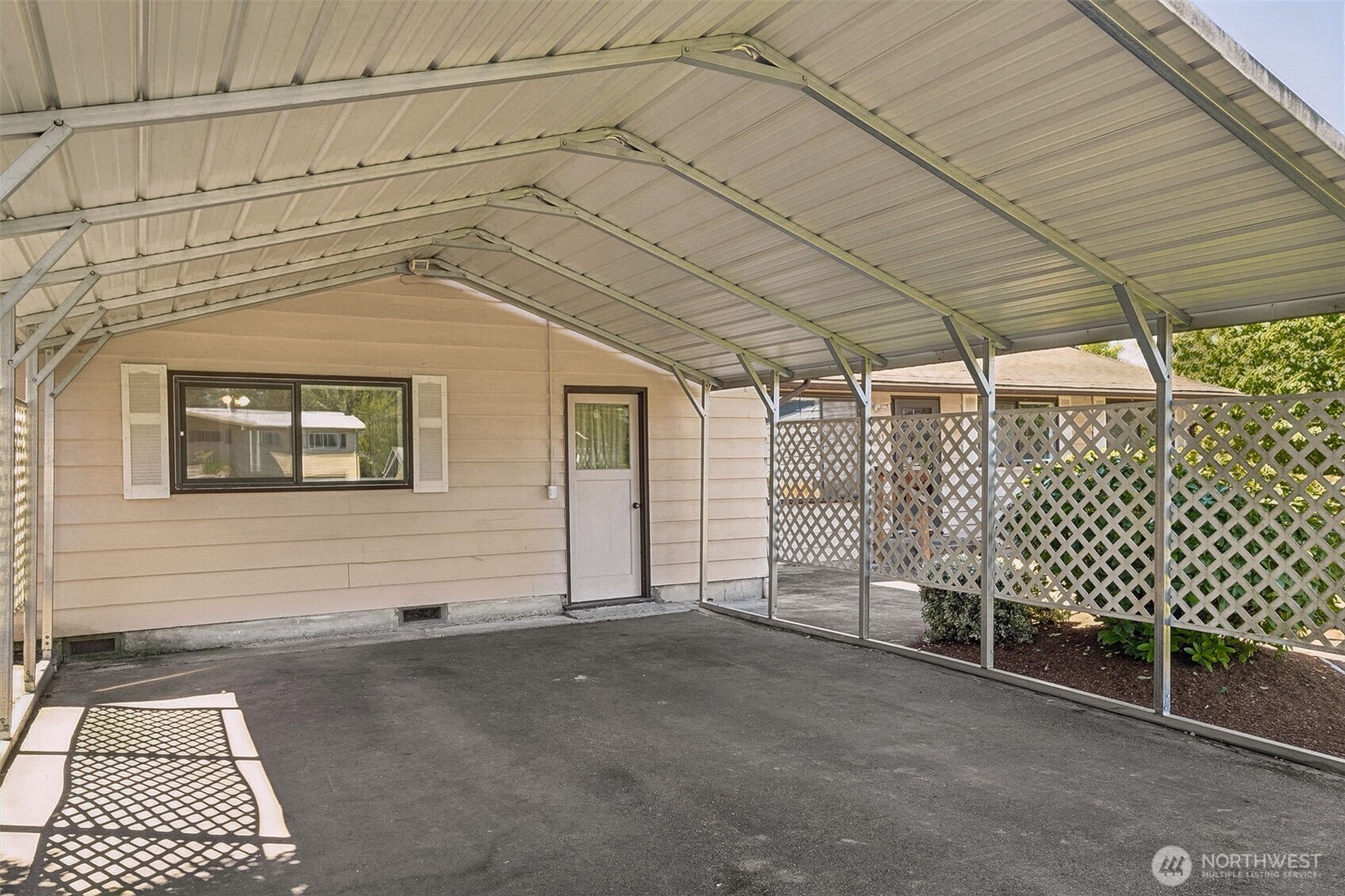 1823 S 244th Place