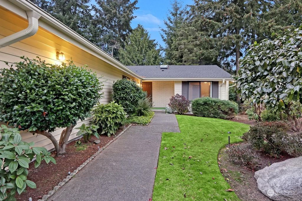 Photo of 24501 13th Avenue S, Des Moines, WA 98198 (MLS # 2019106)