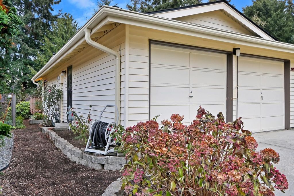 Photo of 24501 13th Avenue S, Des Moines, WA 98198 (MLS # 2019106)