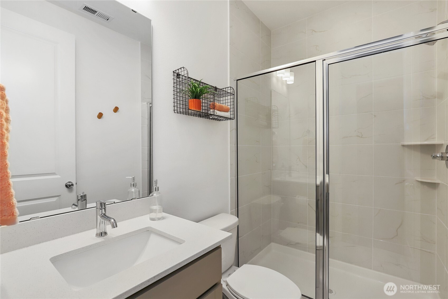 2463 NE Athlon Court