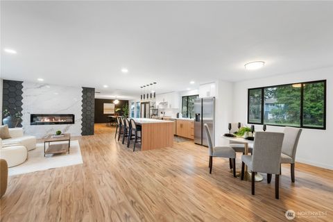 Photo of 18911 29th Avenue E, Tacoma, WA 98445 (MLS # 2460959)