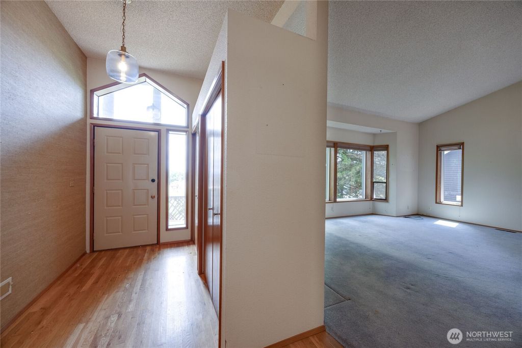 Photo of 4989 NW Francis Drive, Silverdale, WA 98383 (MLS # 2524334)