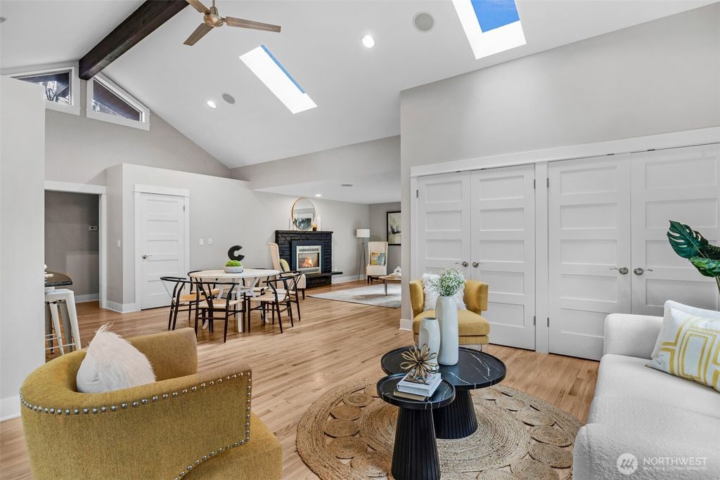 Photo of 23619 5th Avenue W, Bothell, WA 98021 (MLS # 2476450)