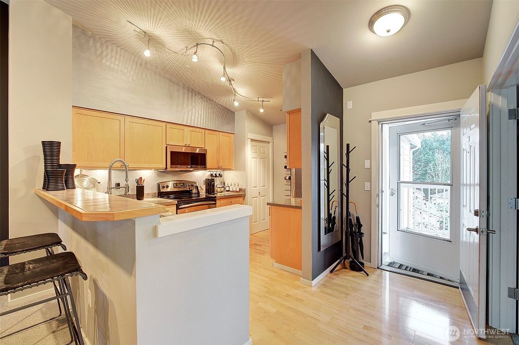 Photo of 2009 196th Street SE #C-303, Bothell, WA 98012 (MLS # 2494159)